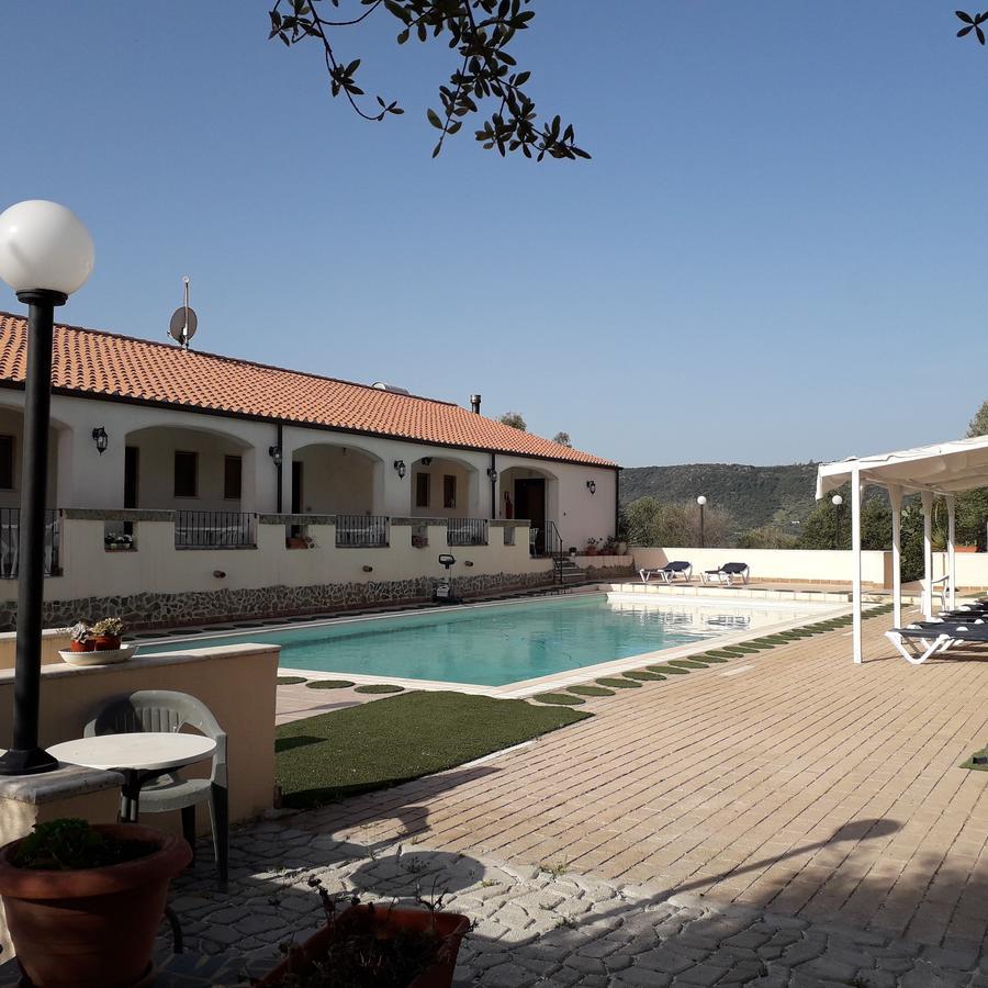 Hotel Valle Del Cedrino Galtellì المظهر الخارجي الصورة