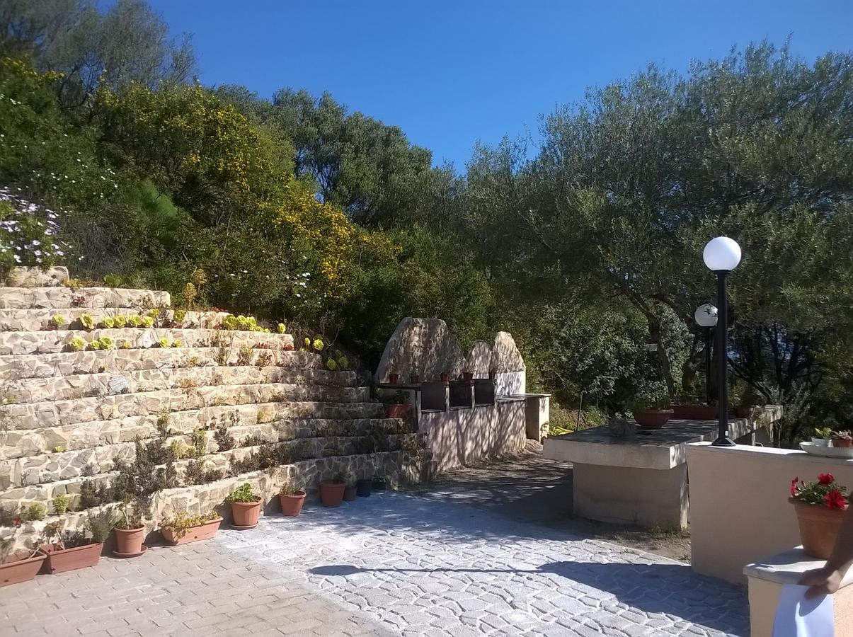 Hotel Valle Del Cedrino Galtellì المظهر الخارجي الصورة
